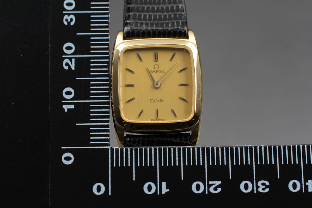 Vintage 1980 [Near MINT / BOX] Omega De Ville Cal.1387 Quartz Gold Tank Women's