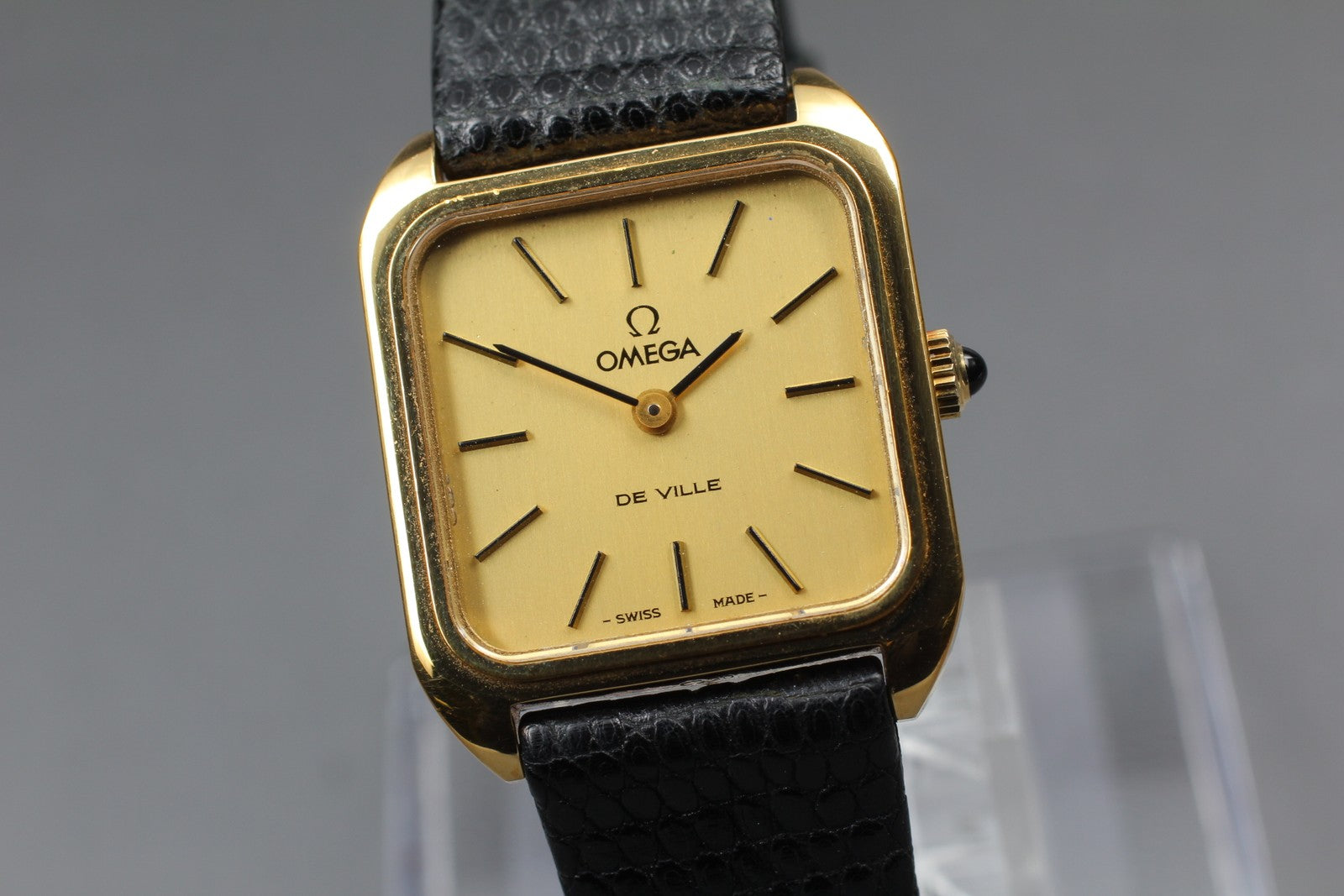 Vintage 1975 [Near MINT / Box] Omega De Ville Cal.625 Manual Gold Tank Women's