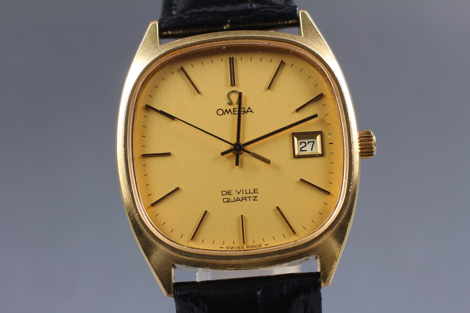Vintage 1979 [Near MINT] Omega De Ville 192.0034 34mm Quartz Gold Dial Men's