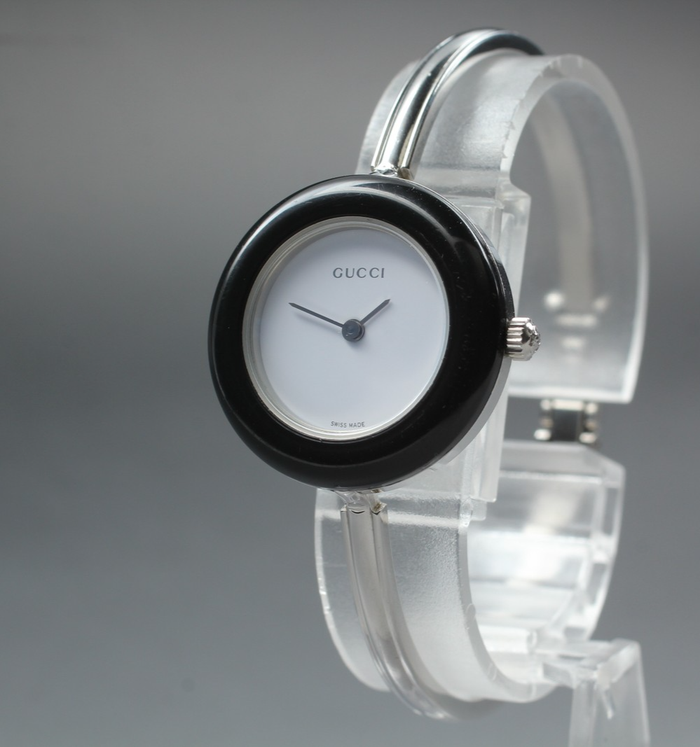 Near MINT Vintage Gucci Change Bezel 11/12.2L 26mm Quartz White Dial Women's