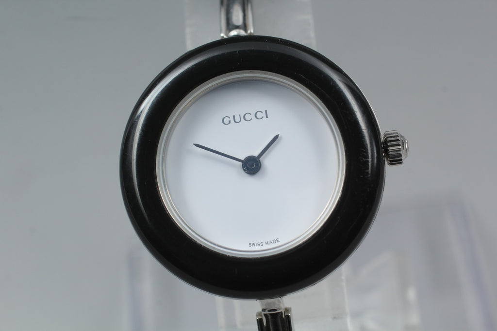 Near MINT Vintage Gucci Change Bezel 11/12.2L 26mm Quartz White Dial Women's