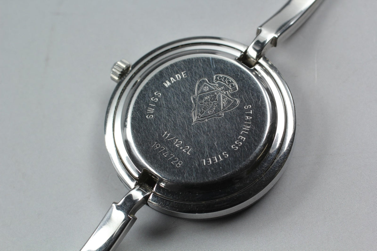 Near MINT Vintage Gucci Change Bezel 11/12.2L 26mm Quartz White Dial Women's