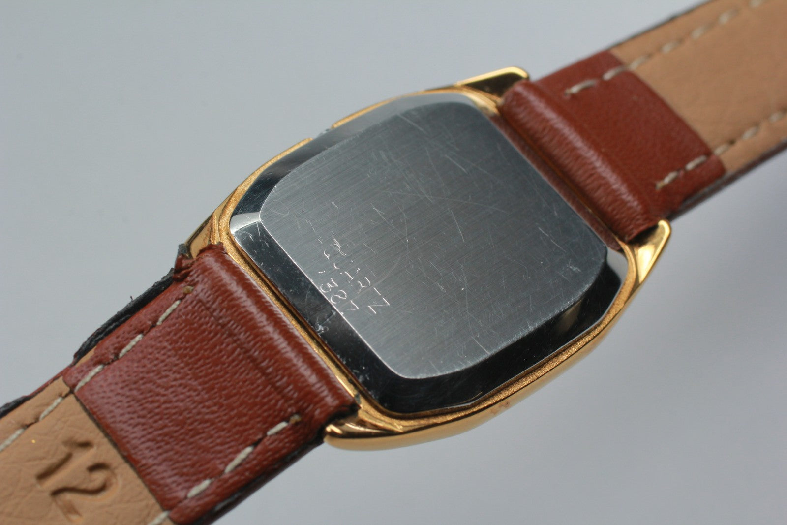 Vintage 1982 [Near MINT] Omega De Ville 591.0247 20mm Gold Dial Quartz Women's