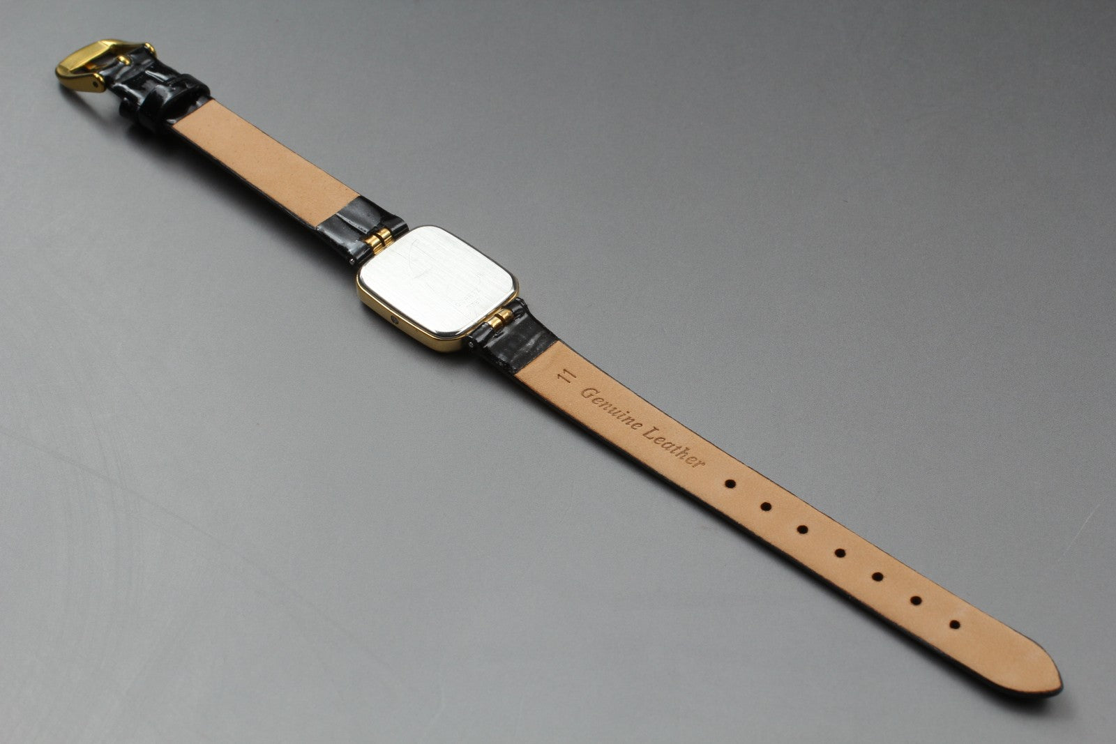 Vintage 1982 [Exc+5] Omega De Ville 595.0040 19mm Quartz Roman Dial Women's