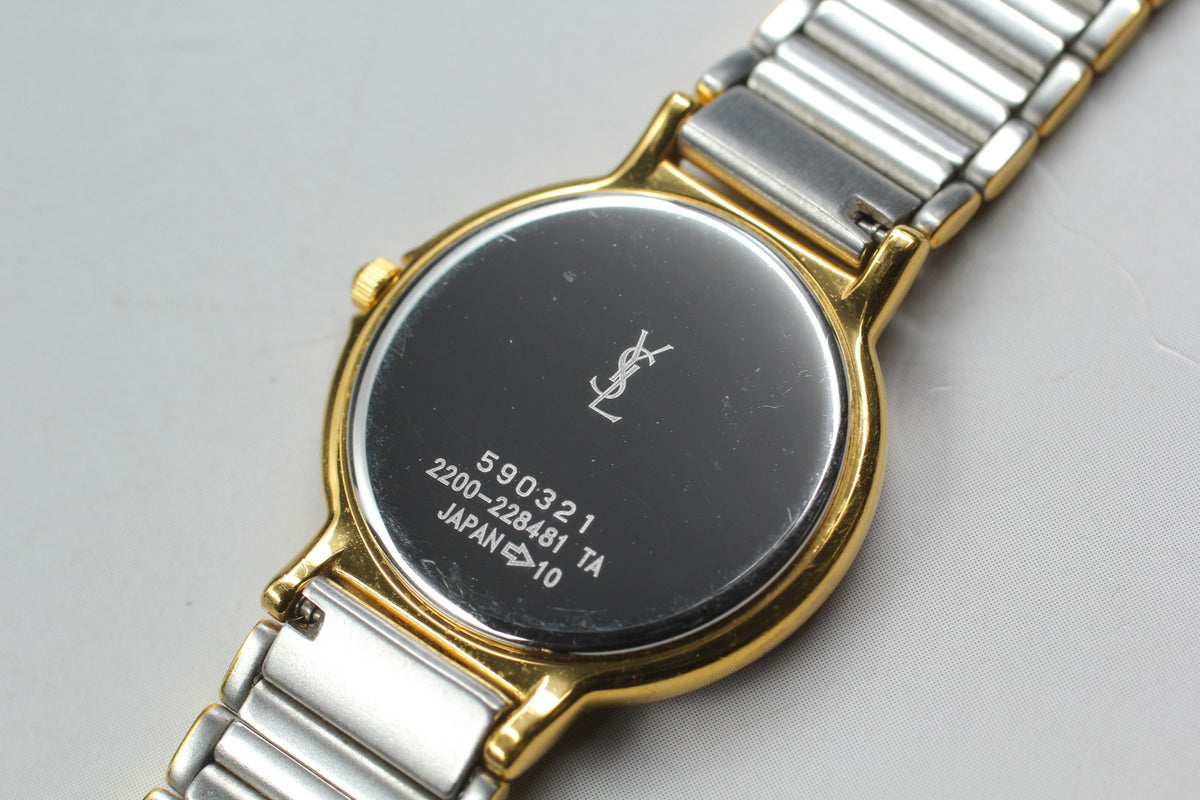 Near MINT Vintage Yves Saint Laurent 2200-228481 23mm Quartz Gold Dial Women's