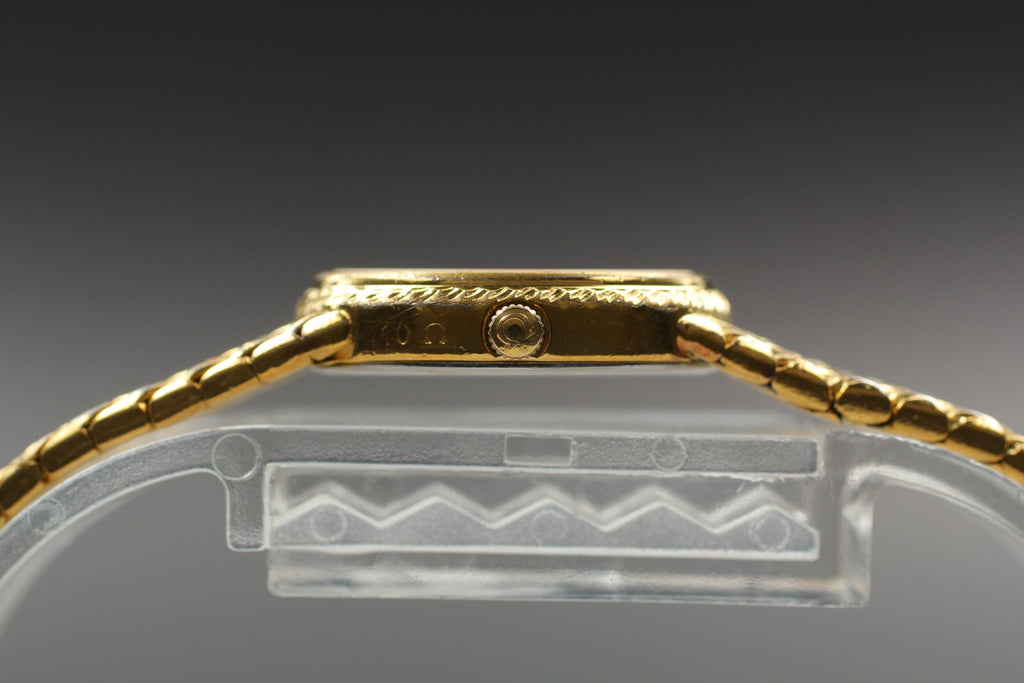 Vintage 1984 [Near MINT] Omega De Ville 591.0303 16mm Quartz Gold Dial Women's