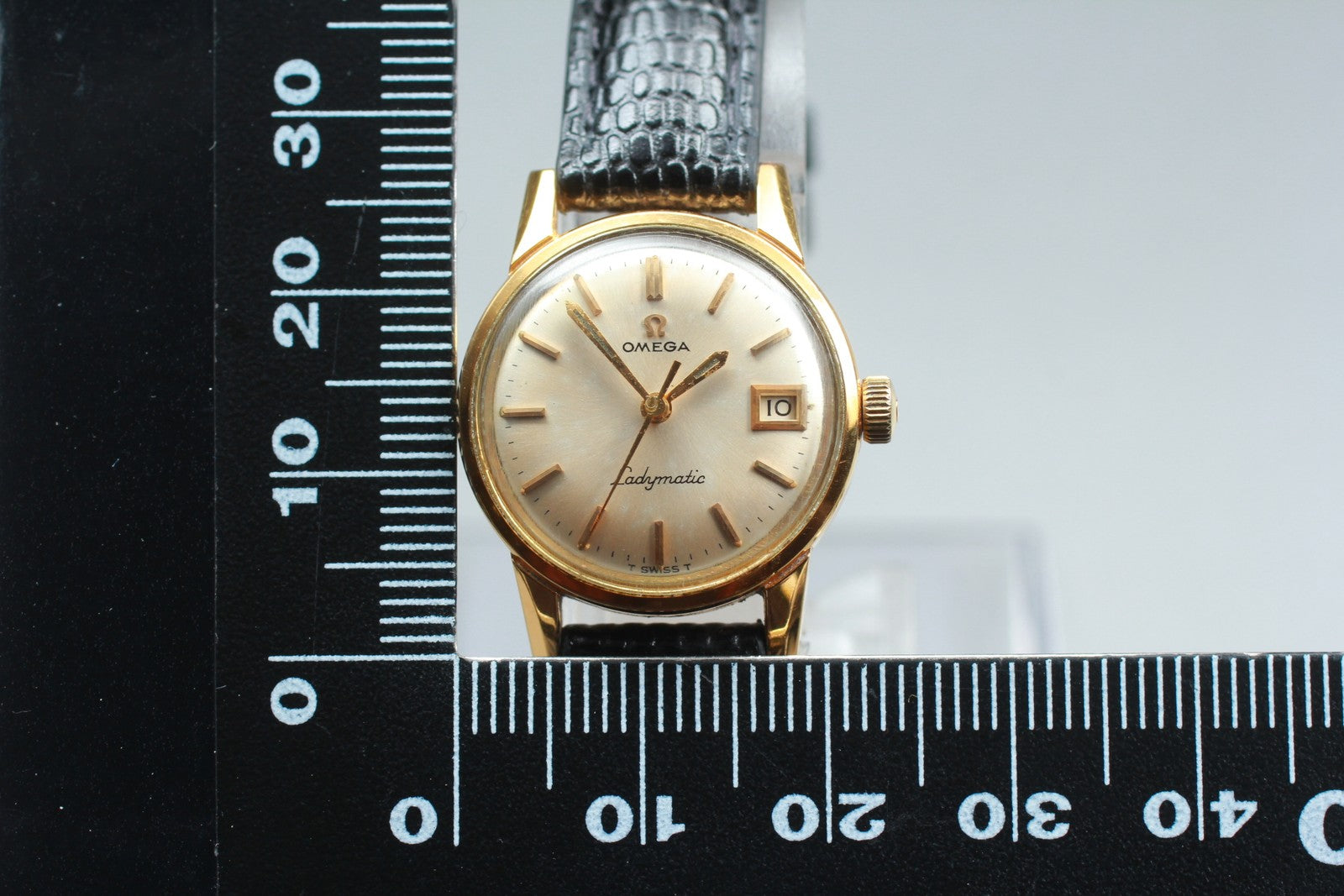 Vintage 1964 [Near MINT] Omega Seamaster Ladymatic 566.011 22mm Automatic Women