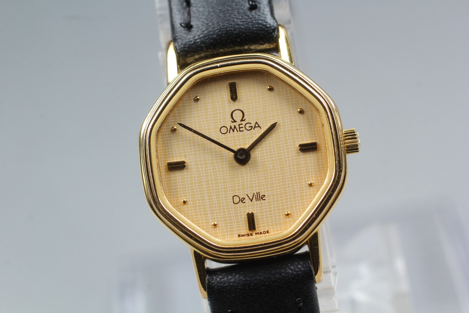 Vintage 1984 [Near MINT] Omega De Ville 591.0313 20mm Quartz Gold Dial Women's