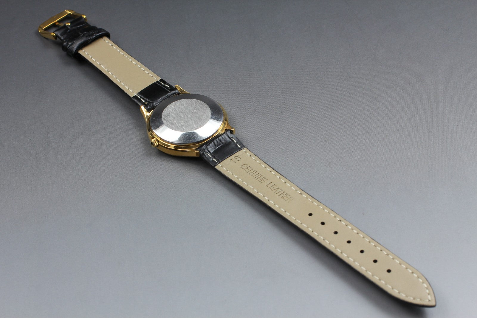 Vintage 1973 [Near MINT] Omega De Ville 192.0027 35mm Quartz Gold Dial Men's