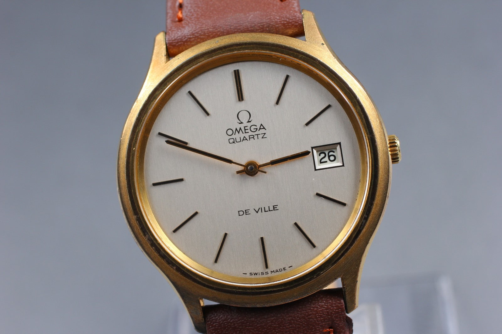 Vintage 1973 [Near MINT] Omega De Ville 192.0027 35mm Quartz Silver Dial Men's