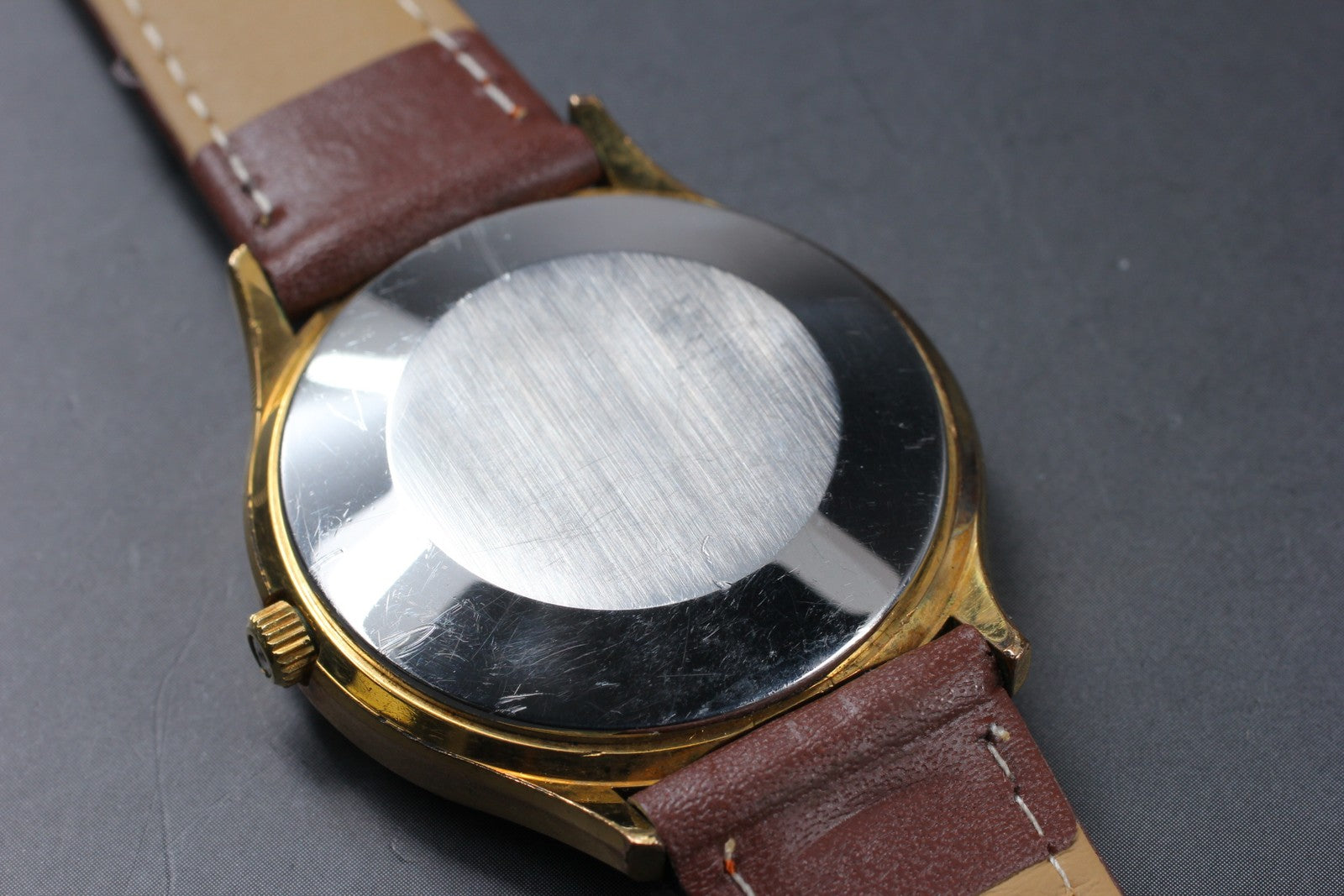 Vintage 1973 [Near MINT] Omega De Ville 192.0027 35mm Quartz Silver Dial Men's