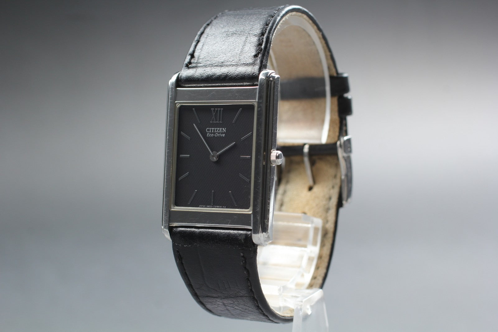 Near MINT Citizen Stiletto Eco-Drive G820 27mm Black Roman Tank Quartz Men's