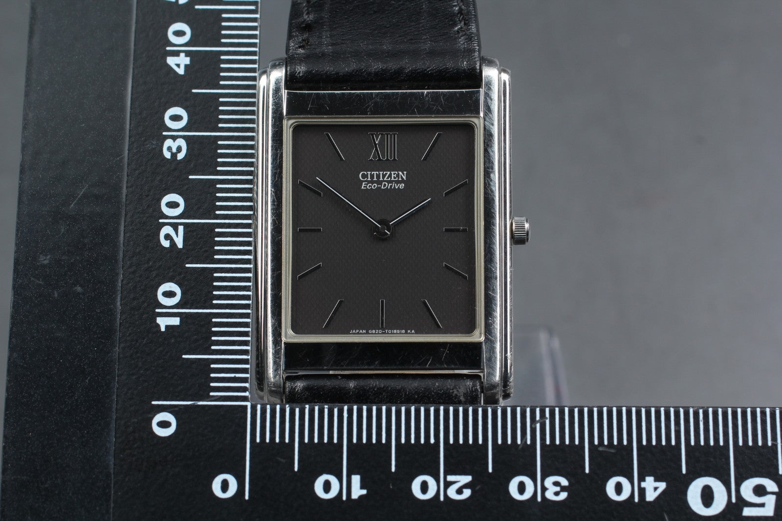 Near MINT Citizen Stiletto Eco-Drive G820 27mm Black Roman Tank Quartz Men's