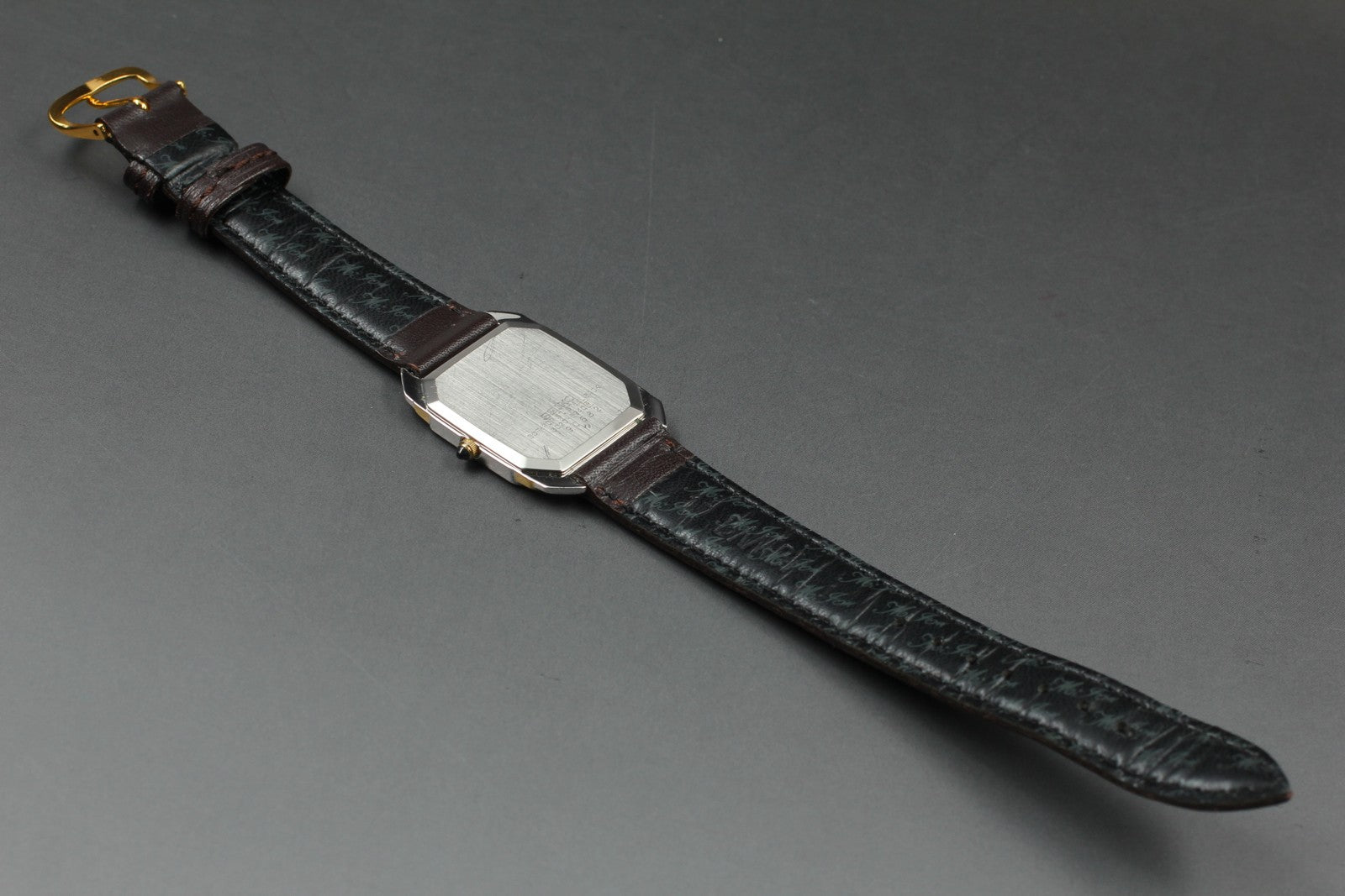 Vintage 1981 [Near MINT] Seiko Dolce 6020-5940 26mm Quartz White Roman Men's