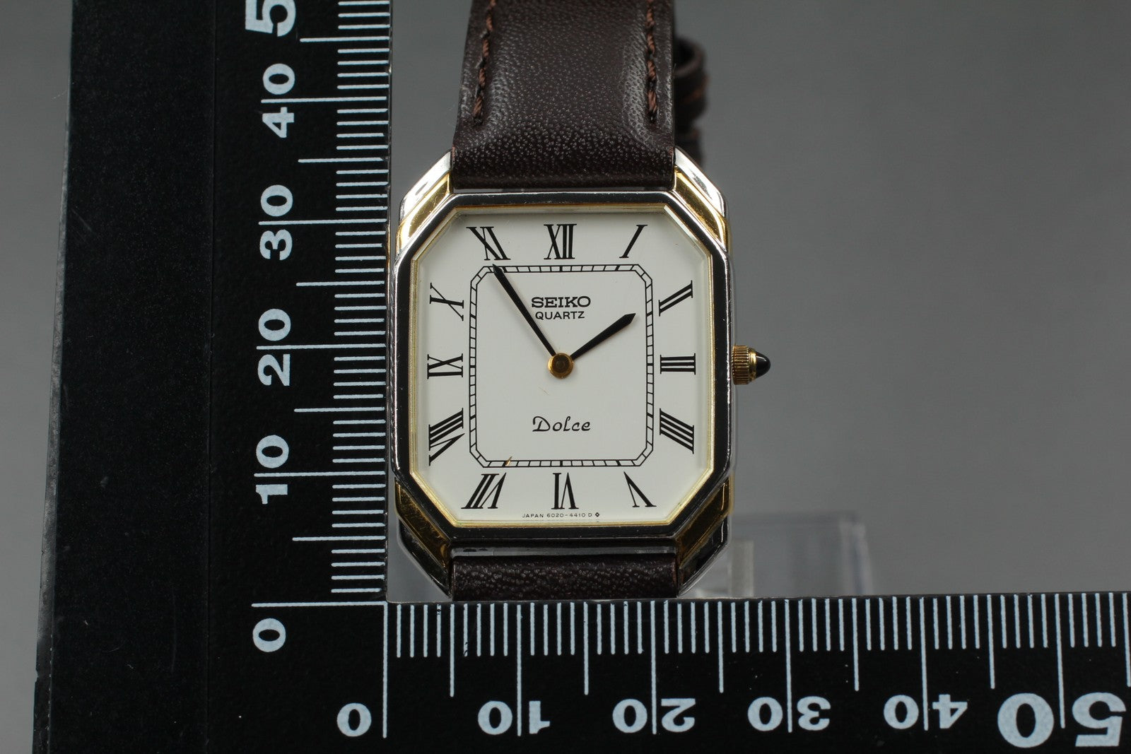 Vintage 1981 [Near MINT] Seiko Dolce 6020-5940 26mm Quartz White Roman Men's