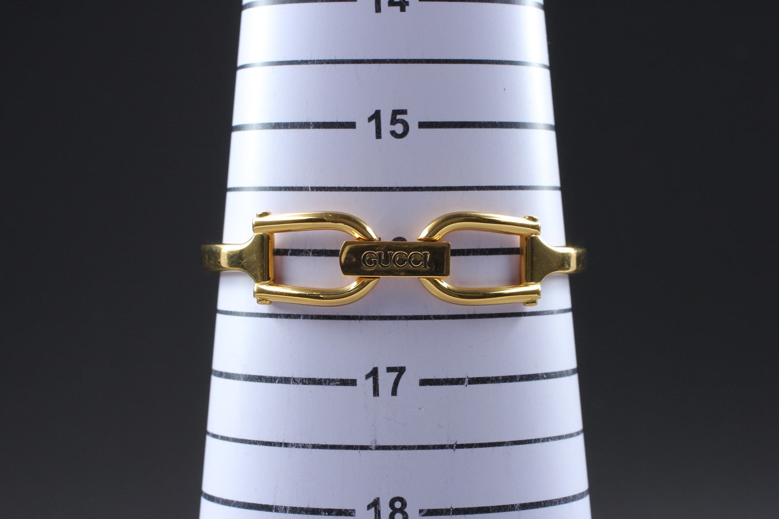 Near MINT Vintage Gucci 1500 12mm Quartz Black Dial Gold Women's From JAPAN