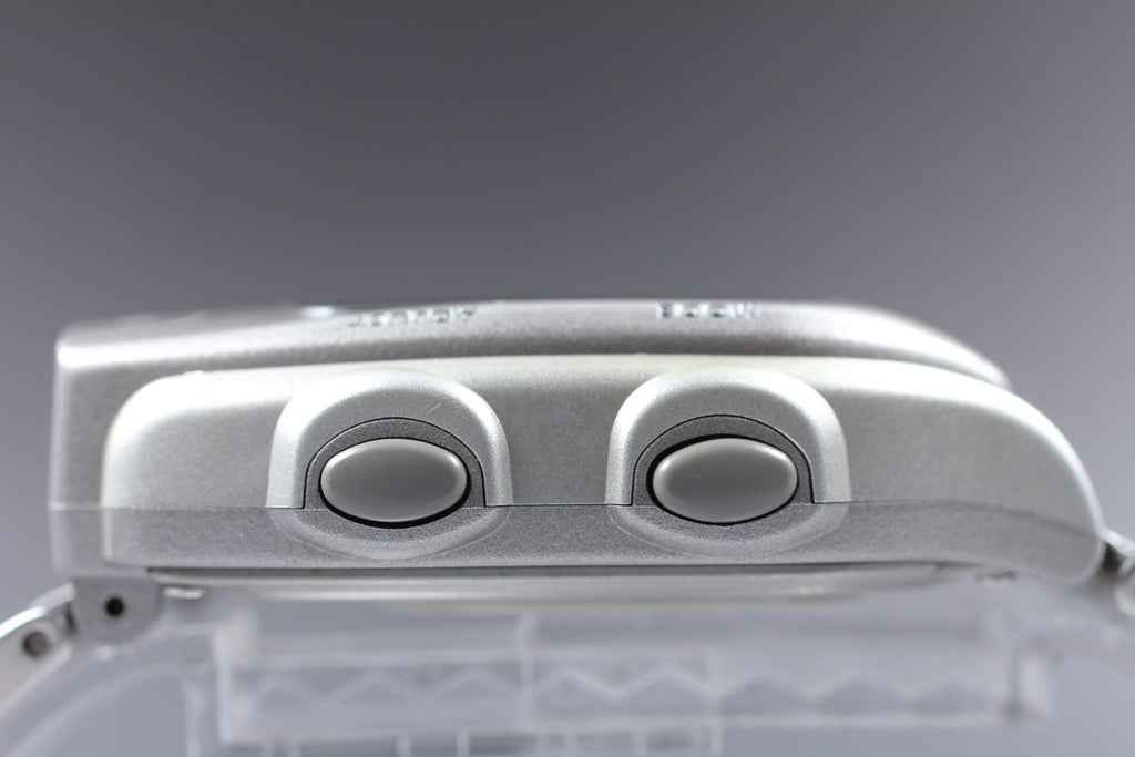 Tested [Near MINT] Vintage Casio Wrist Camera WQV-2 39mm Quartz Silver Men's