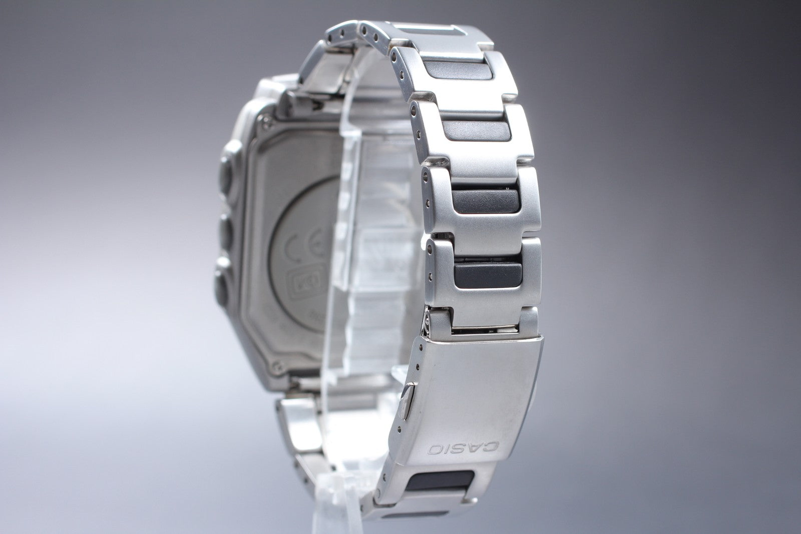 Tested [Near MINT] Vintage Casio Wrist Camera WQV-2 39mm Quartz Silver Men's