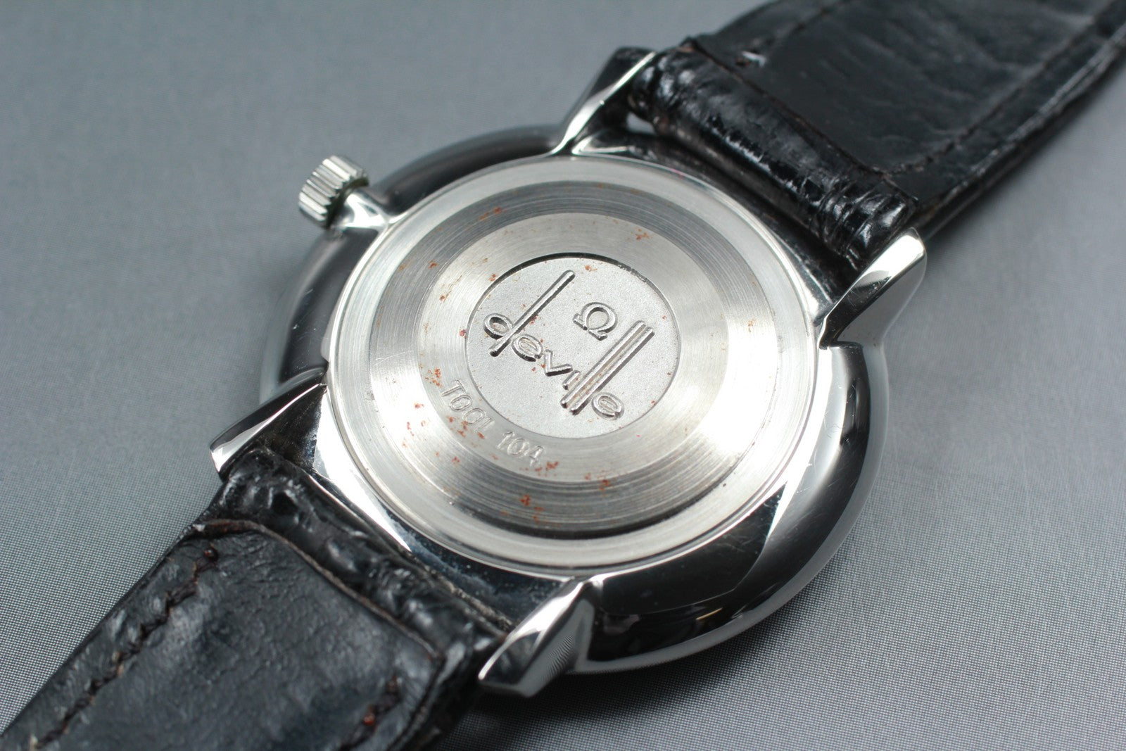 Near MINT Vintage Omega De Ville TOOL.104 33mm Manual Winding Silver Dial Men's