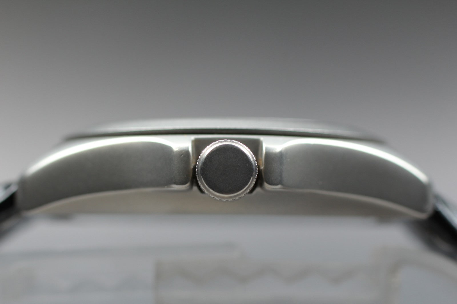 Near MINT Citizen Promaster AORAKI 7828-H30369 39mm Solar Titanium Blue Men's