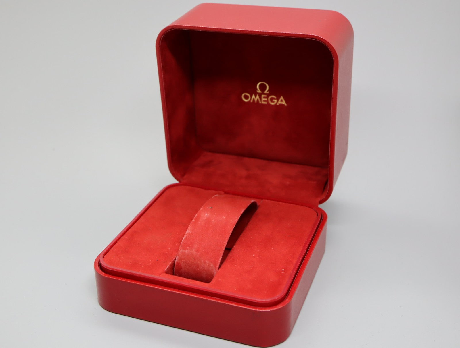 Near MINT Omega Vintage Red Watch Box Genuine Case Only From JAPAN #1221