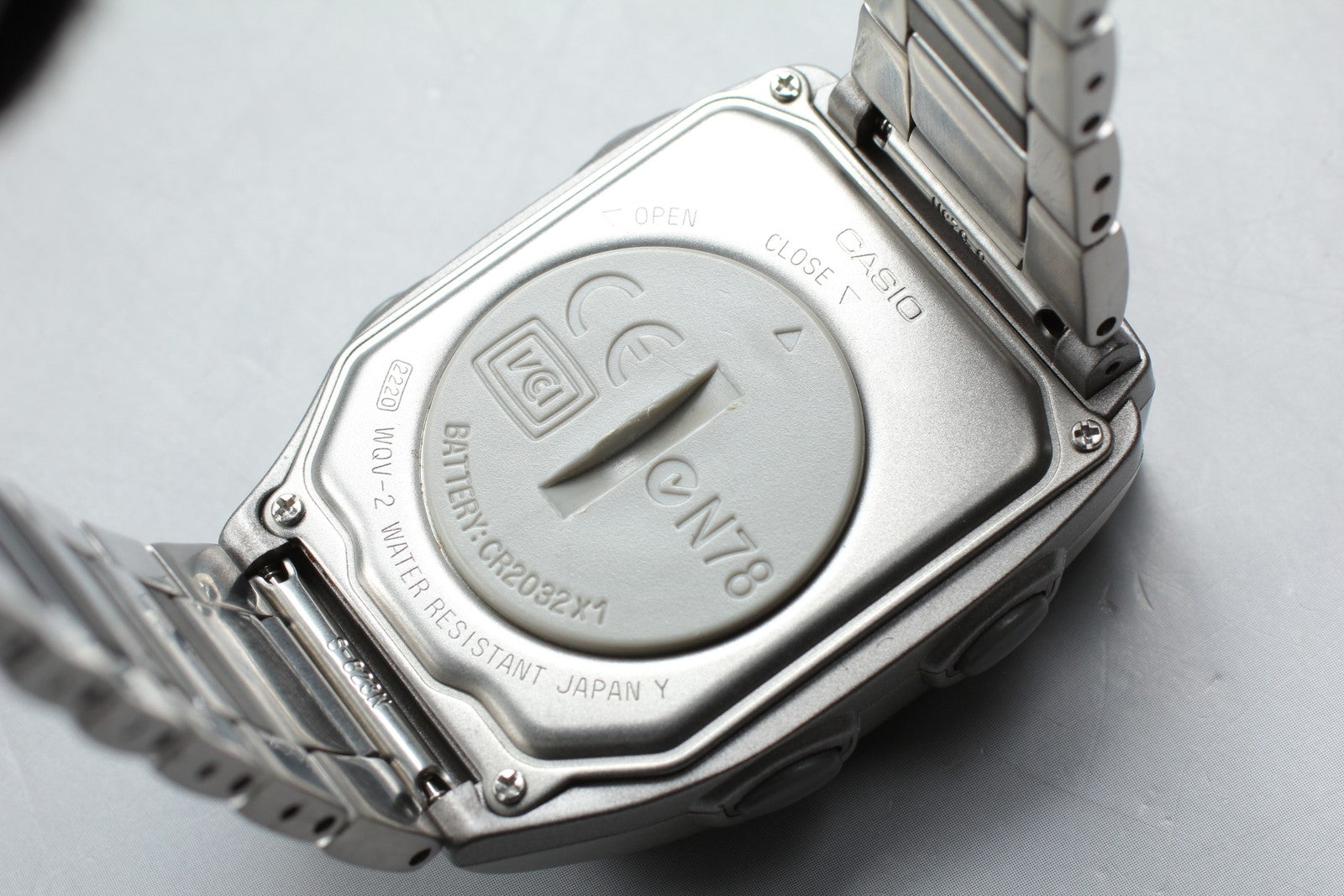 Tested [Exc+5] Vintage Casio Wrist Camera WQV-2 39mm Quartz Silver Gray Men's