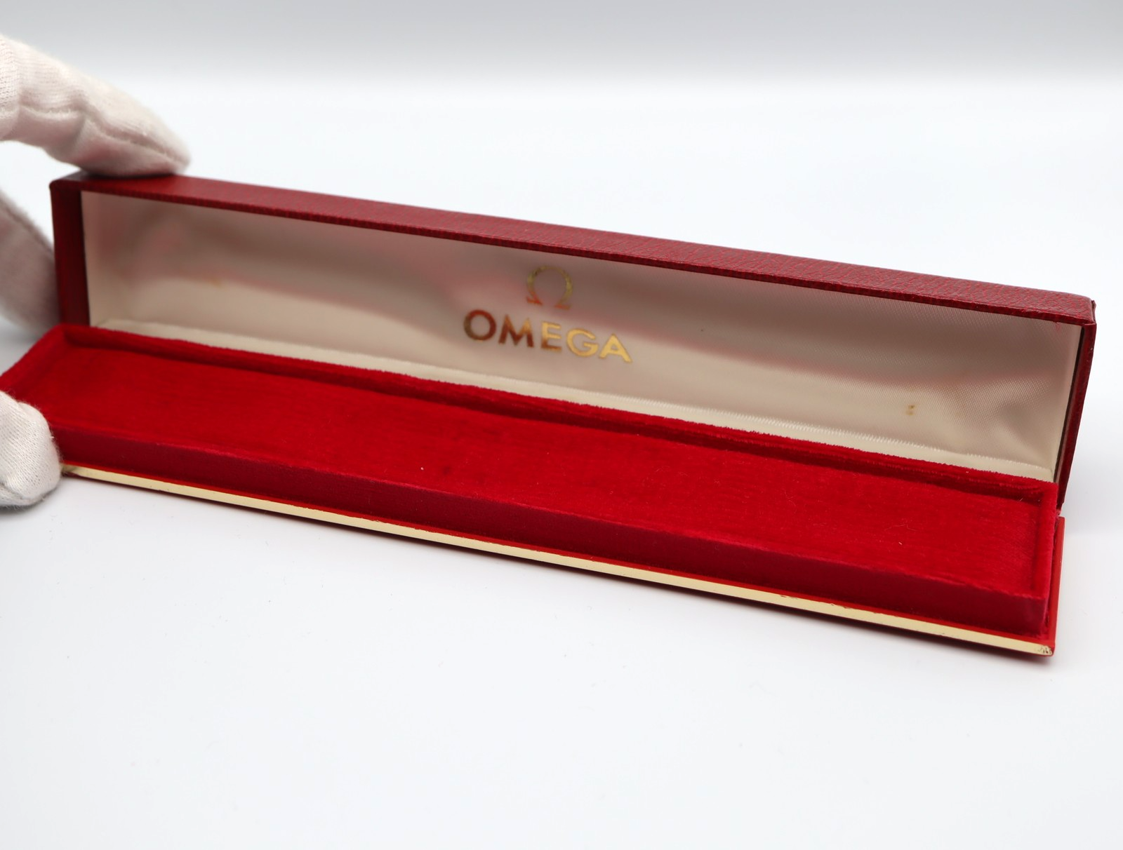 Near MINT Omega Vintage Red Watch Box Case Only for Women's JAPAN #1505