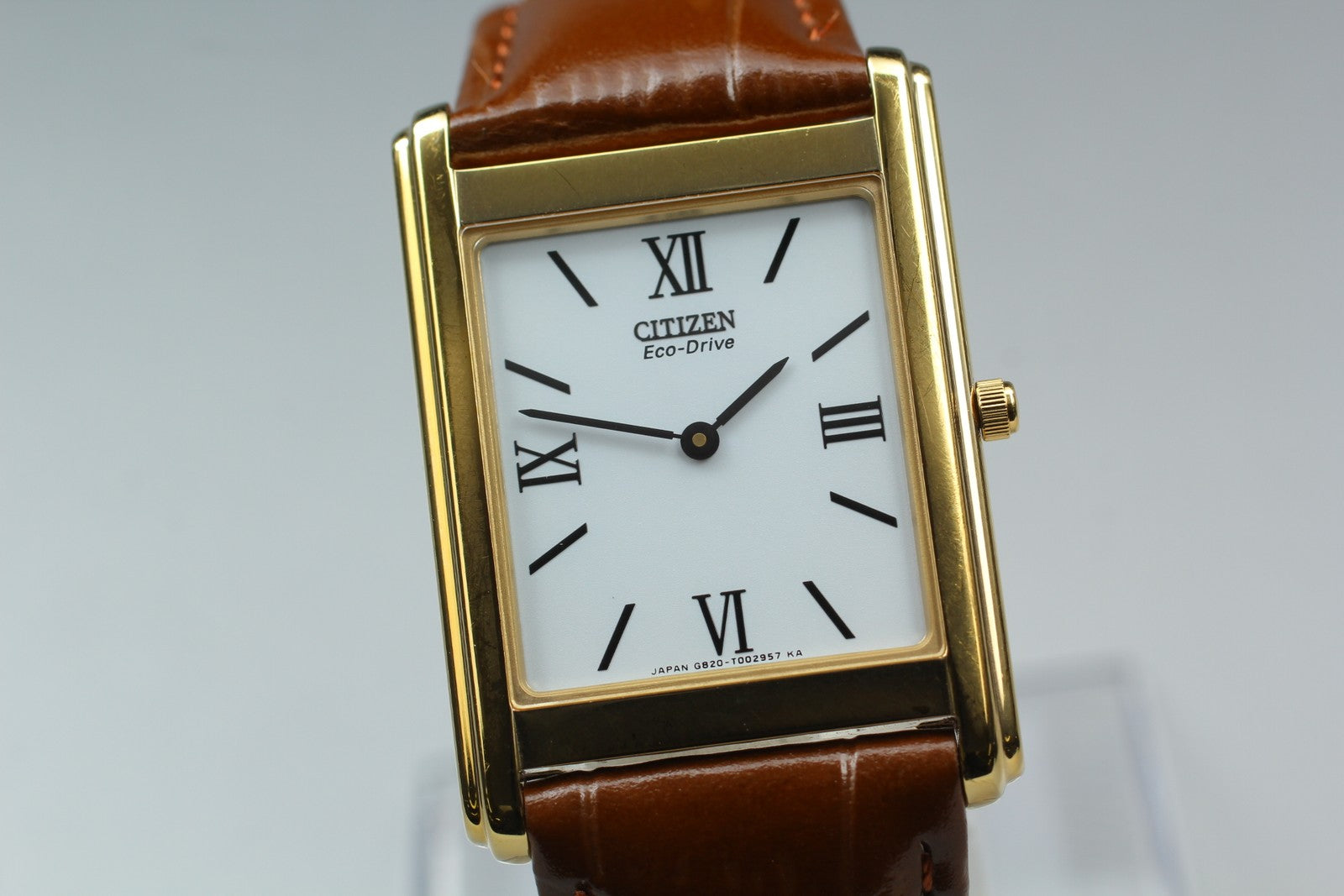 Near MINT Citizen Stiletto Eco-Drive G820-T001700 27mm Solar Roman Tank Men's