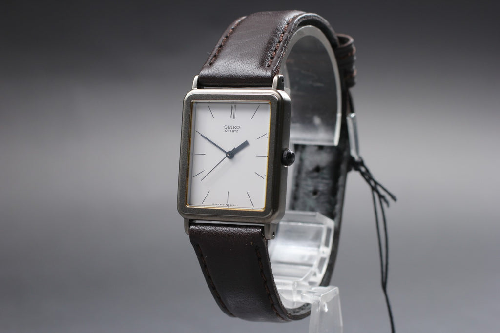 Vintage 1984 [NOS / Tag] Seiko Avenue 6531-5140 25mm Quartz White Roman Tank Men