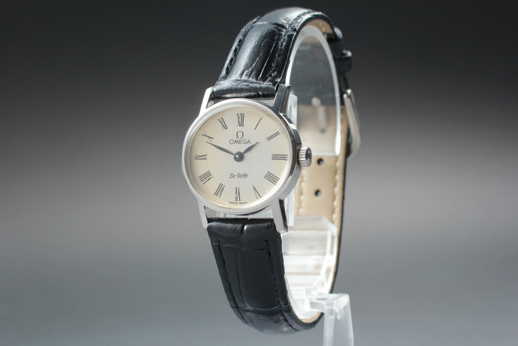 Vintage 1979 [Exc+5] 1978 Omega De Ville 511.0508 Manual Winding Silver Women's