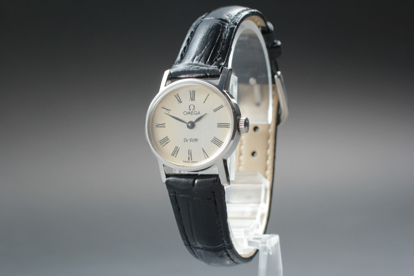 Vintage 1979 [Exc+5] 1978 Omega De Ville 511.0508 Manual Winding Silver Women's