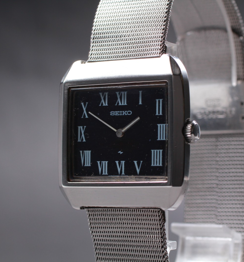 Vintage 1973 [Exc+5] Seiko Chariot 2220-3170 30mm Manual Black Roman Dial Men's