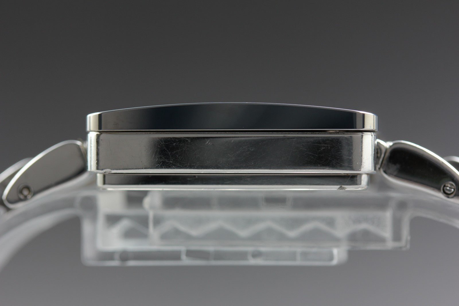 Near MINT Vintage Gucci 3600M 32mm G Face Quartz Black Dial Silver Men's Watch