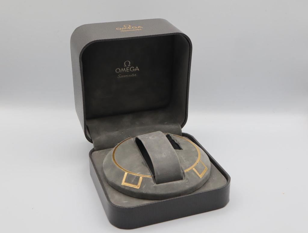 Exc+5 Omega Vintage Gray Watch Box Genuine Case Only Seamaster From JAPAN #1527