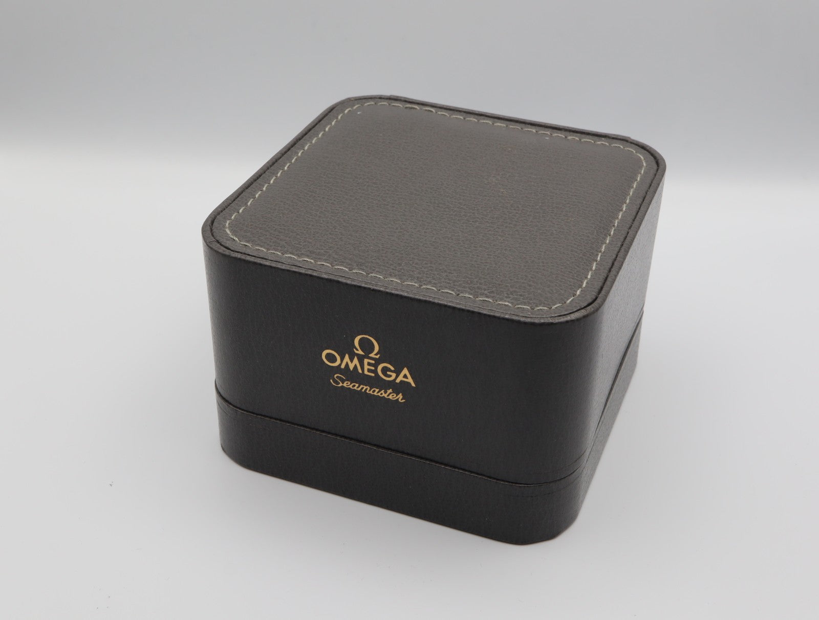 Exc+5 Omega Vintage Gray Watch Box Genuine Case Only Seamaster From JAPAN #1527