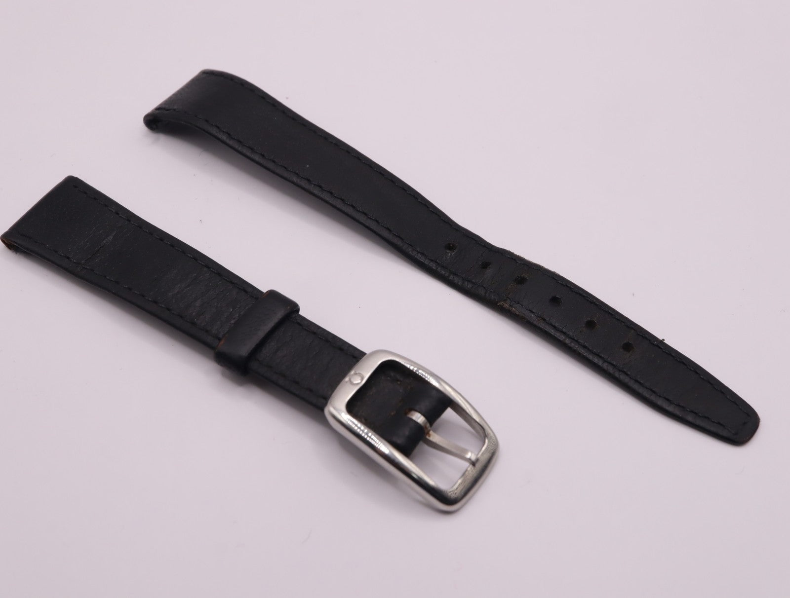 Near MINT Omega Vintage Genuine Black Leather Strap 14mm Silver Buckle Women's