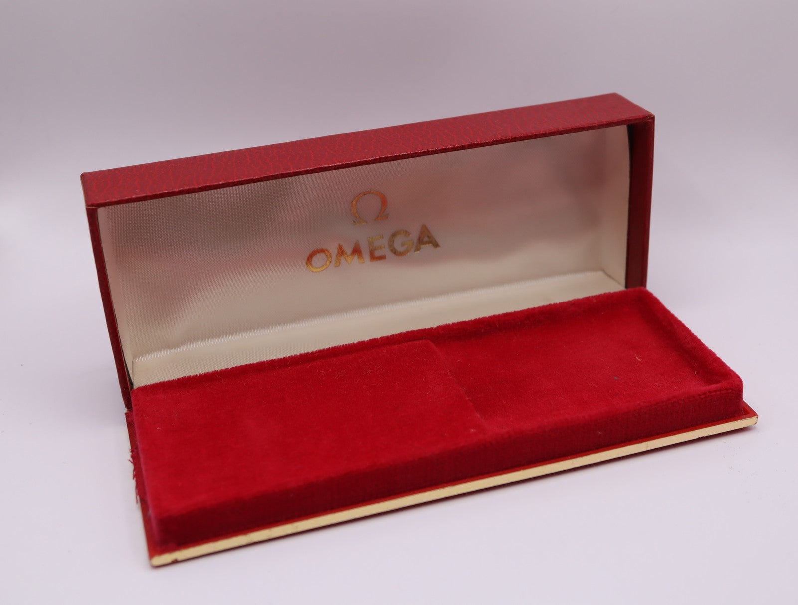 Near MINT Omega Vintage Red Watch Box Genuine Case Only From JAPAN #1534