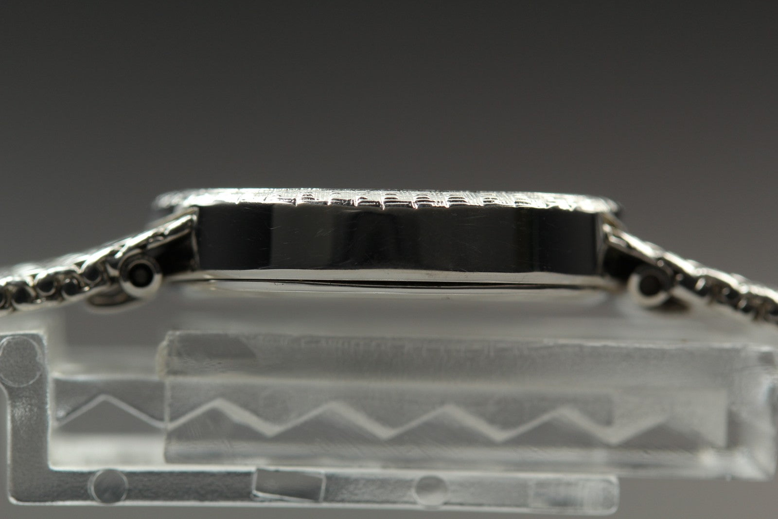 Near MINT Vintage Longines 963 3345 21mm Quartz L.963.4 Silver Dial Women's