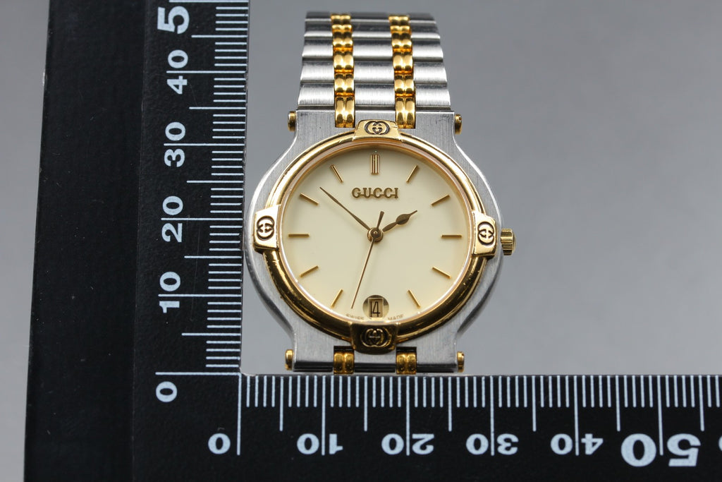 Near MINT / BOX Vintage Gucci 9000M 32mm Quartz Off White Dial Men's From JAPAN