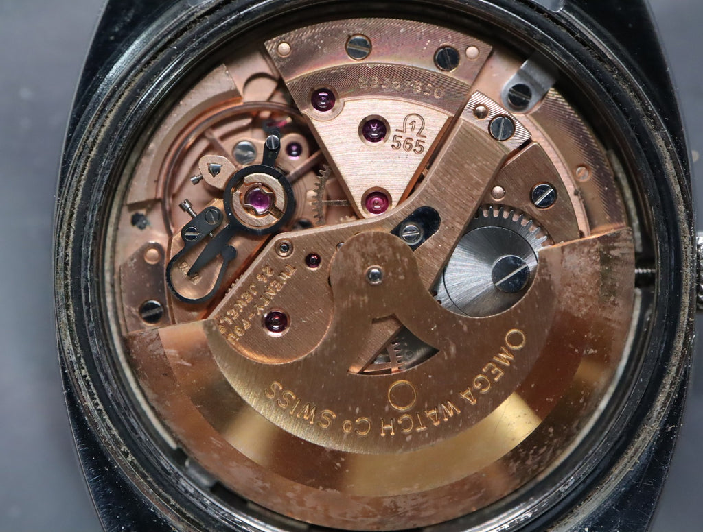 Vintage 1969 Near MINT Omega De ville 166.029 34mm Automatic Cal.565 Silver Men