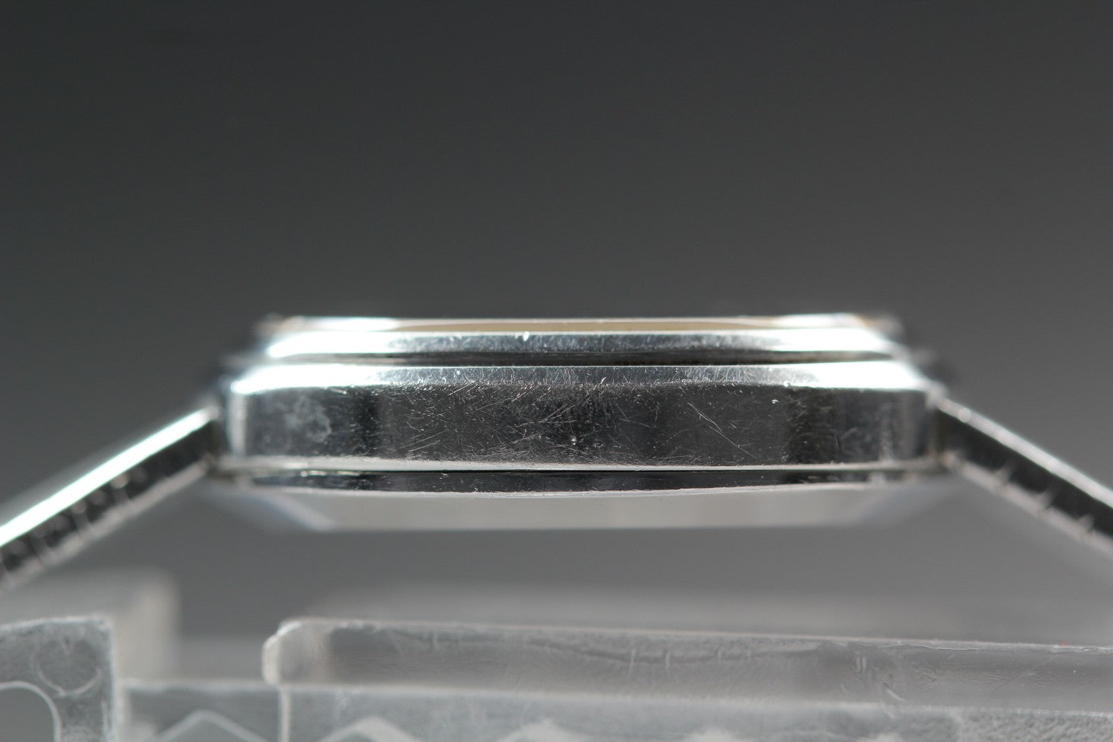 1977 Near MINT Vintage OMEGA De Ville 511.0538 26mm Manual Cal.625 Navy Women's