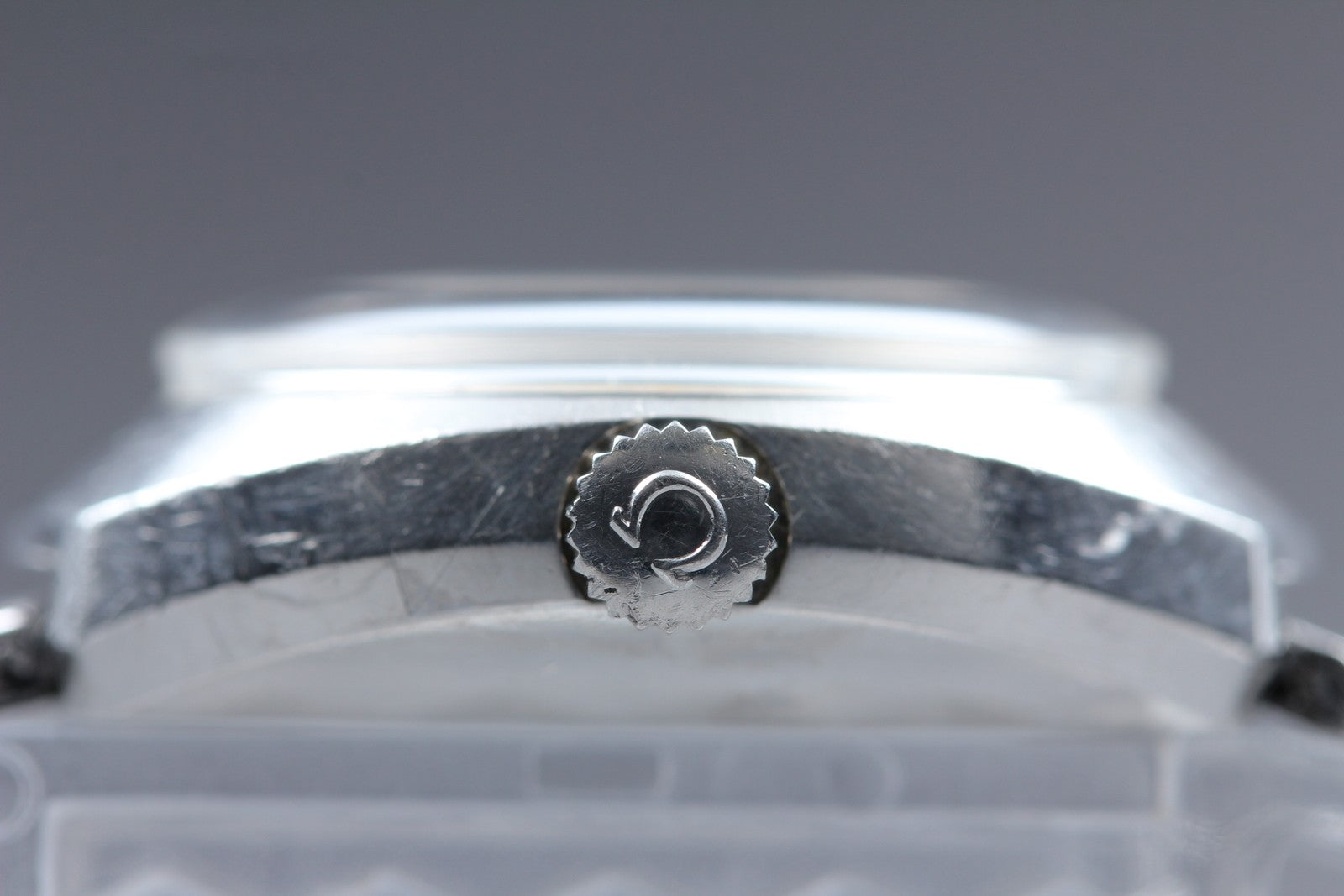 Near MINT OMEGA Seamaster Cosmic 24mm 566.018 TOOL.102 Automatic Women's Vintage