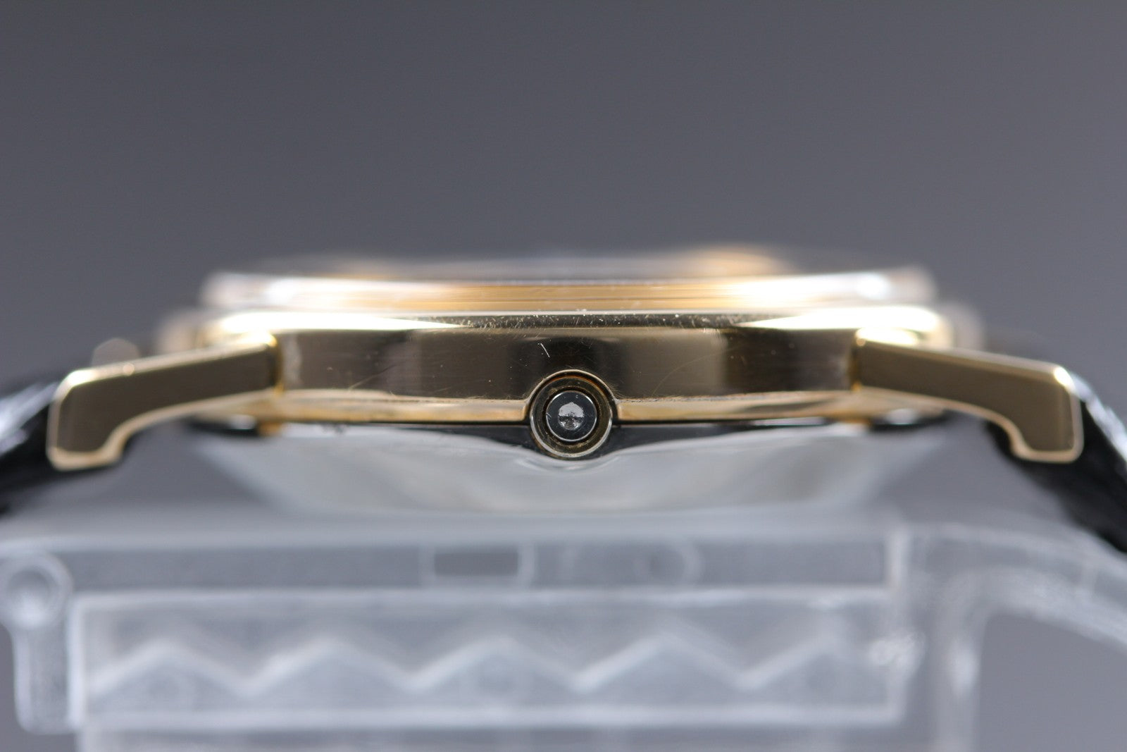 1978 Near MINT OMEGA De Ville 25mm 591.012 Quartz Silver Dial Women's Vintage