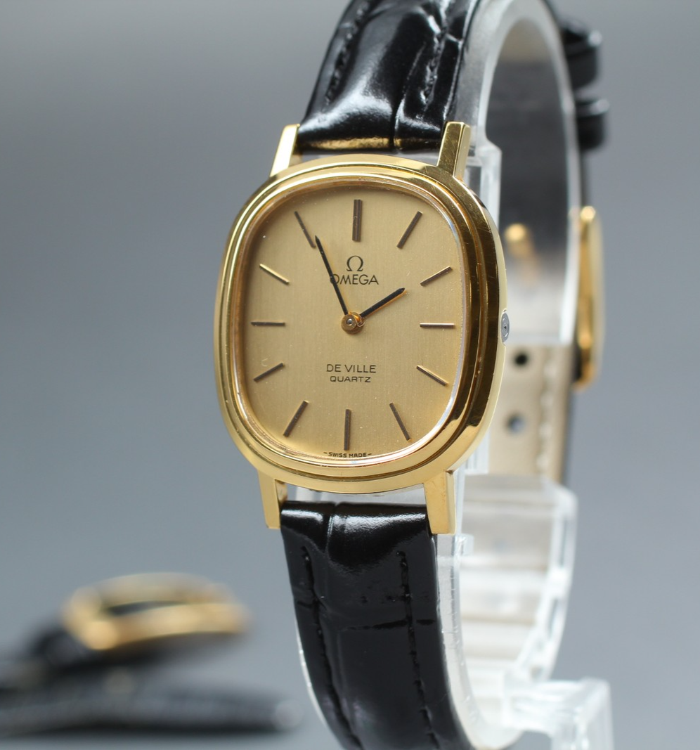 Near MINT OMEGA De Ville 23mm 591.0021 Quartz Cal.1353 Gold Dial Women's Vintage