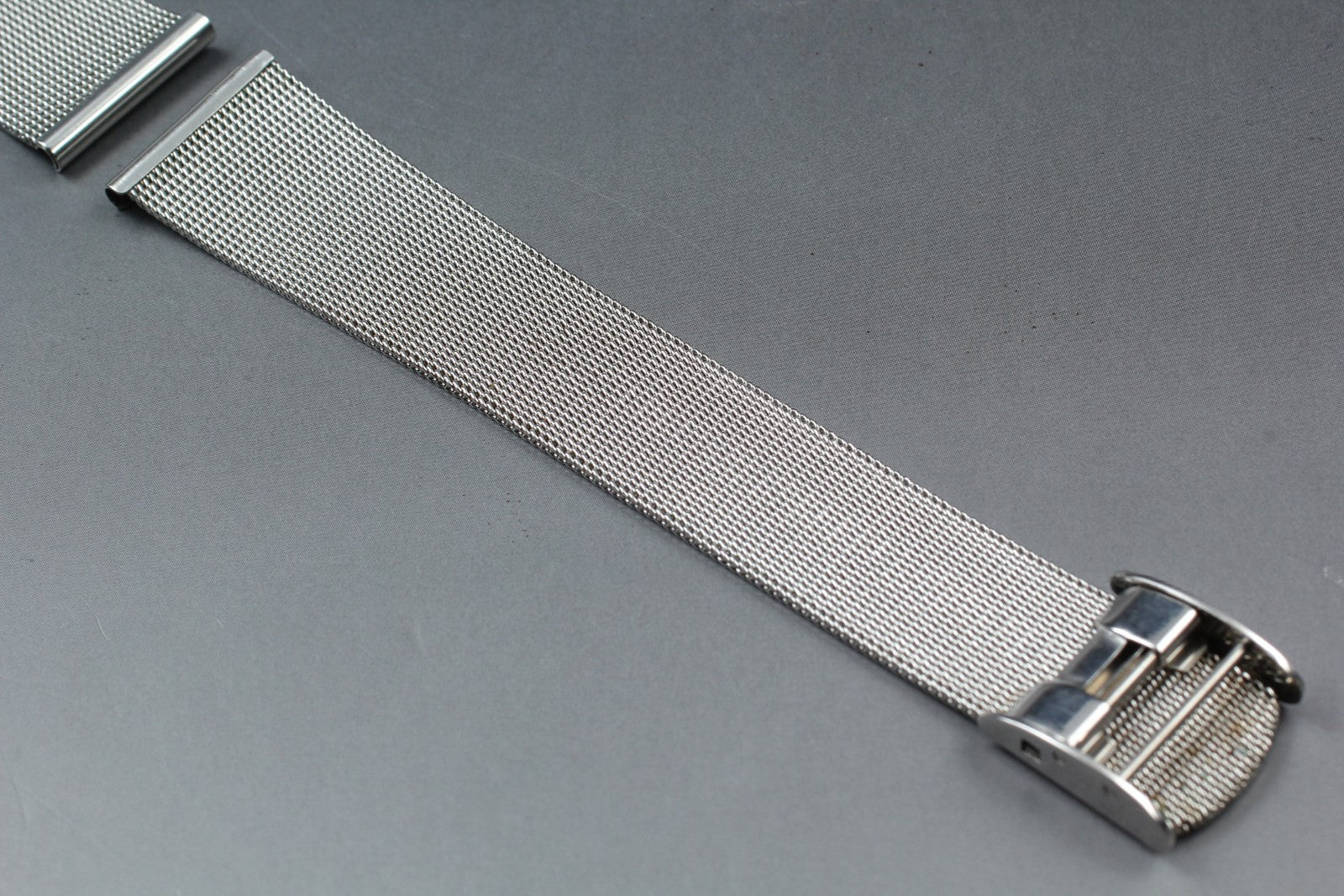 Near MINT Vintage OMEGA 2058 20mm Milanese Mesh Band Bracelet SS Silver Men's