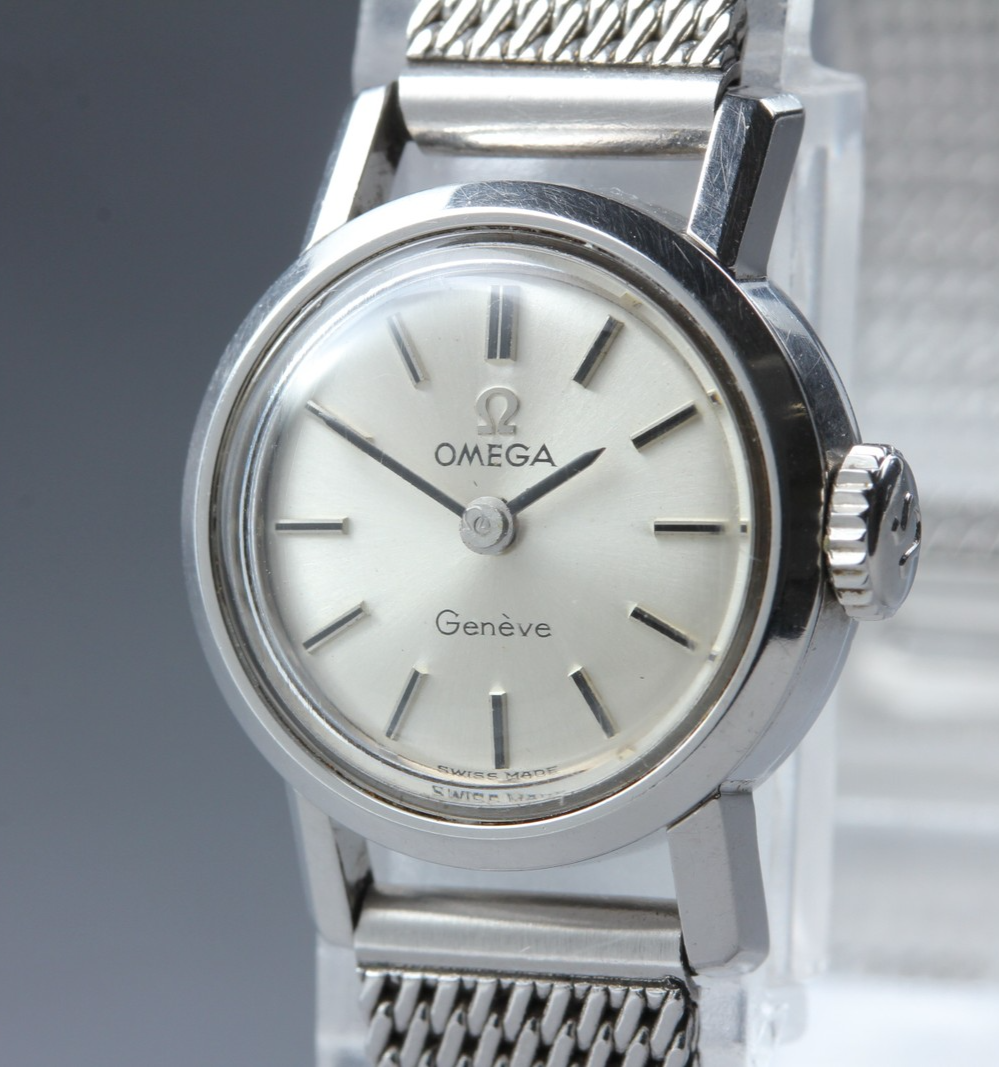Vintage 1963 Near MINT OMEGA Seamaster Geneve 515.003 19mm Manual Silver Women's