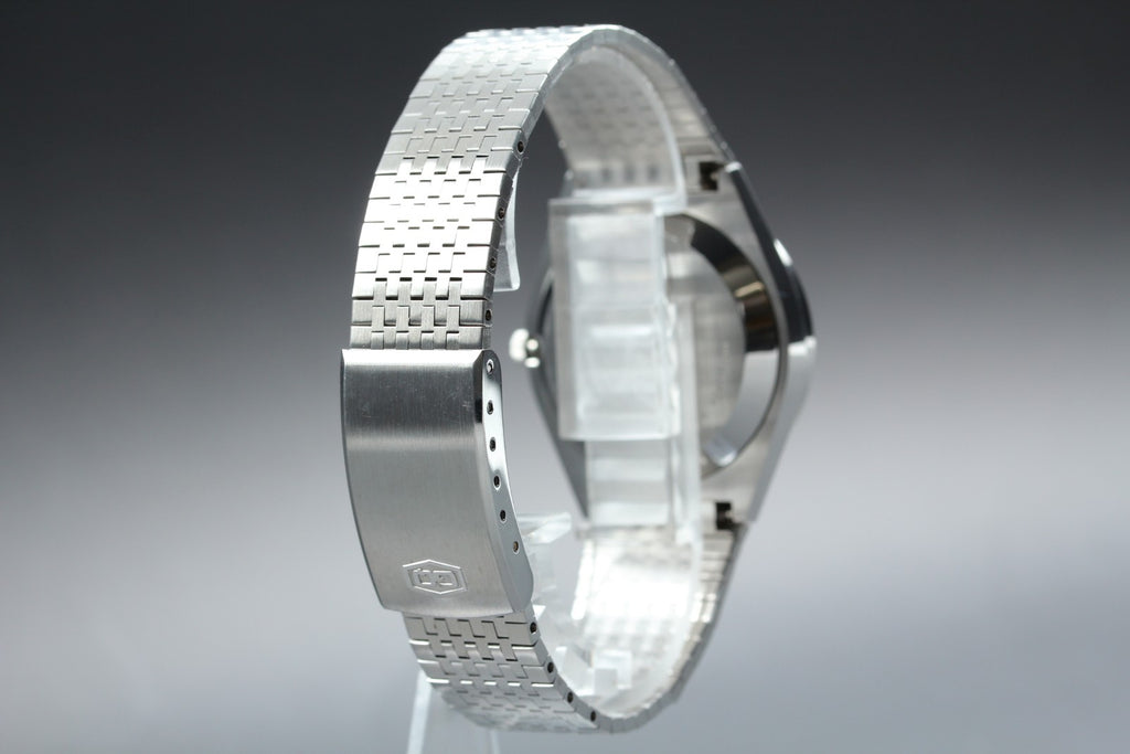 1977 Near MINT SEIKO Grand Quartz 35mm 4843-8110 Silver Dial Men's Vintage JAPAN