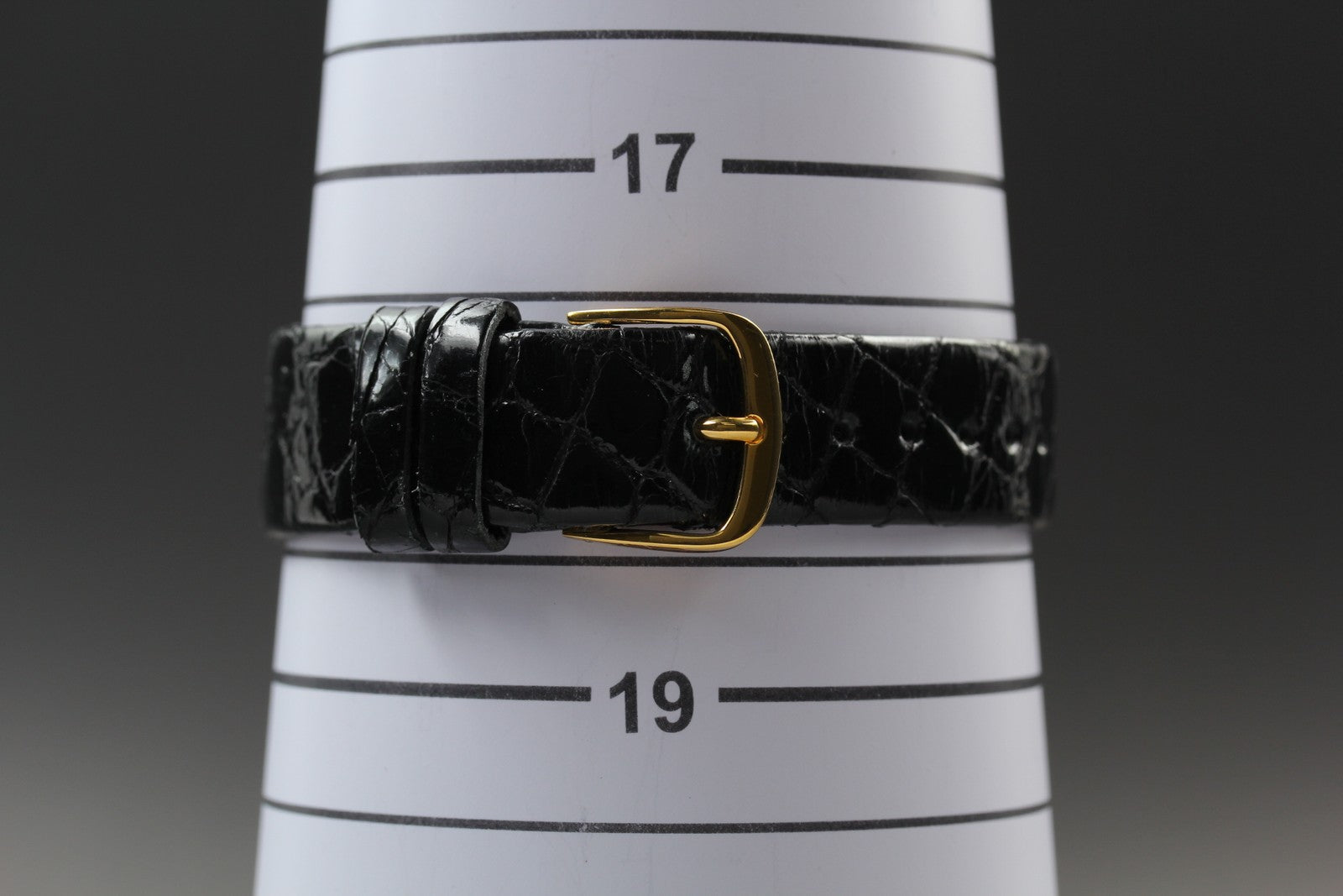 Exc+5 Raymond Weil Othello 120 25mm Gold Dial Diamond Quartz Tank Unisex From JP