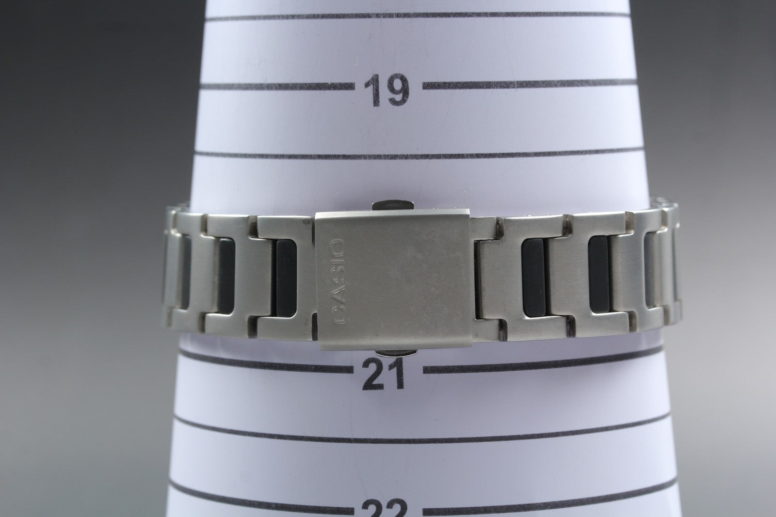 2000s Tested Near MINT Casio Wrist Camera WQV-1 39mm Silver Quartz Men's Vintage