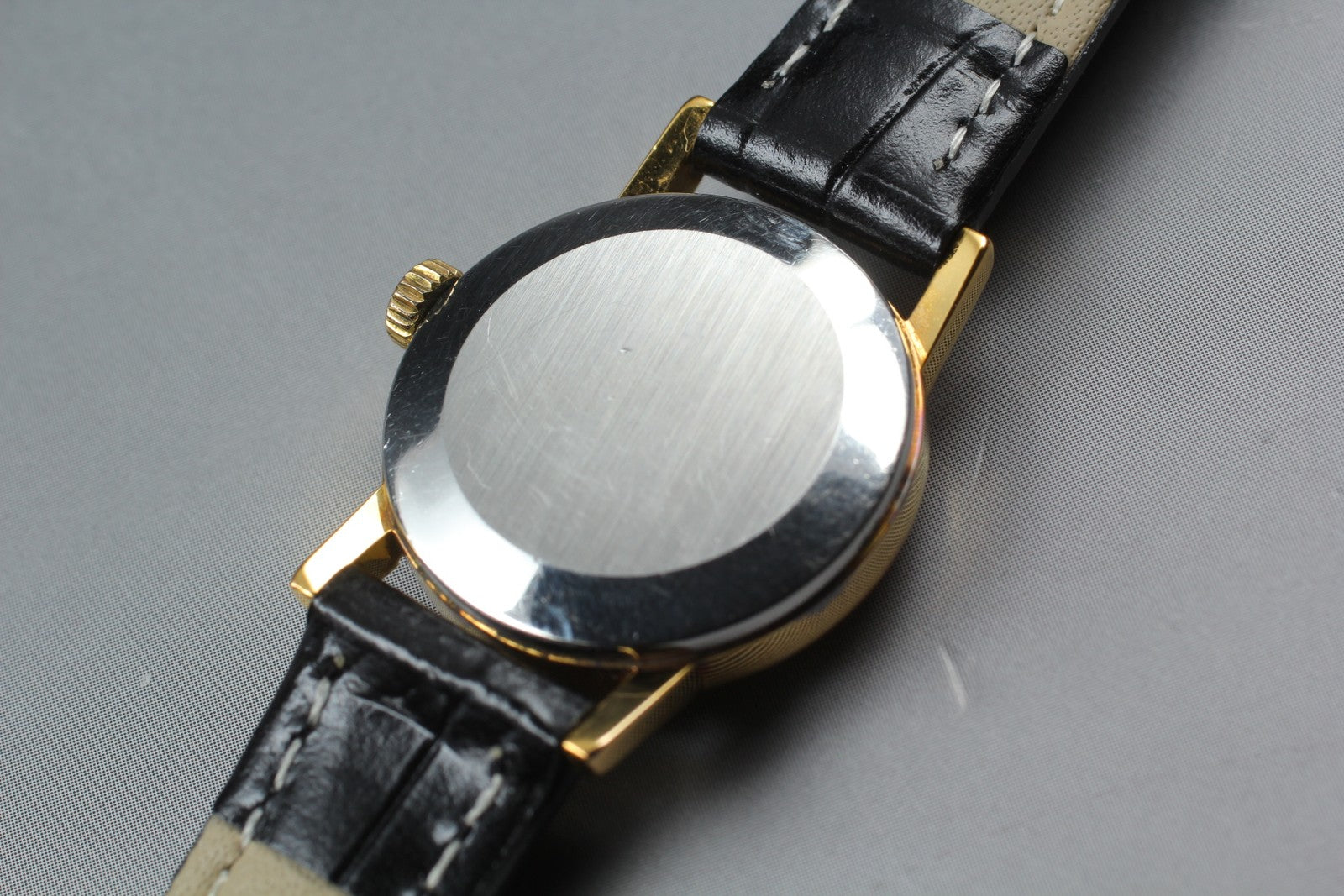 1979 Near MINT OMEGA De Ville 21mm 511.0554 Manual Cal.625 Gold Women's Vintage